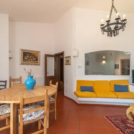 Rosi Ruj Villa *